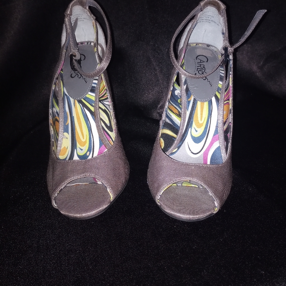 Heels - Picture 2 of 4